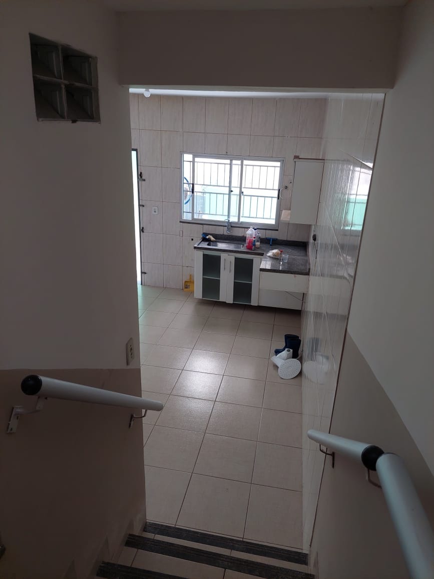 Casa à venda com 4 quartos, 180m² - Foto 20