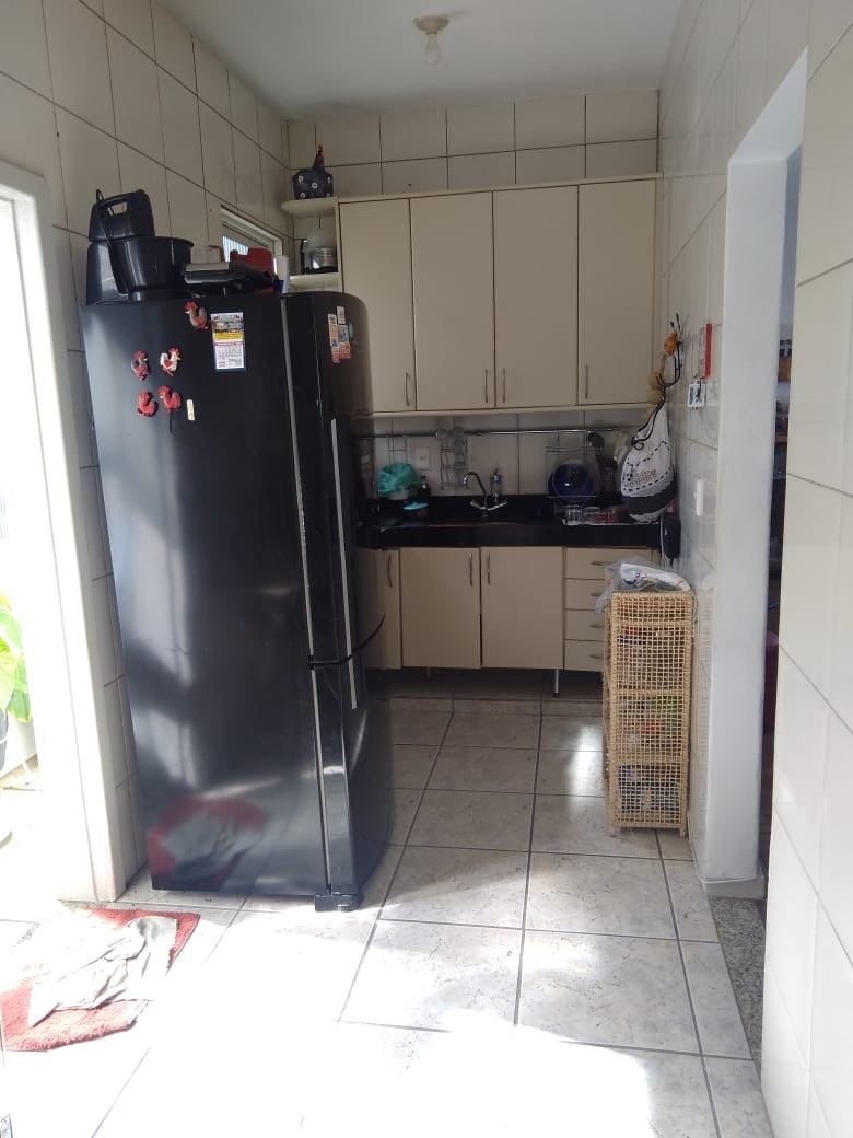 Apartamento à venda com 3 quartos, 90m² - Foto 18