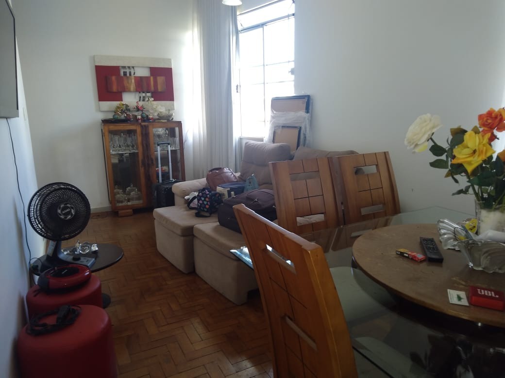 Apartamento à venda com 3 quartos, 90m² - Foto 2