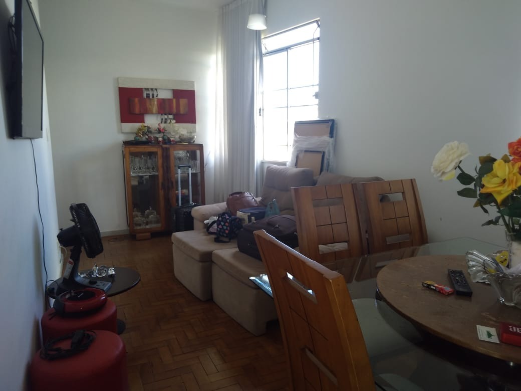 Apartamento à venda com 3 quartos, 90m² - Foto 1