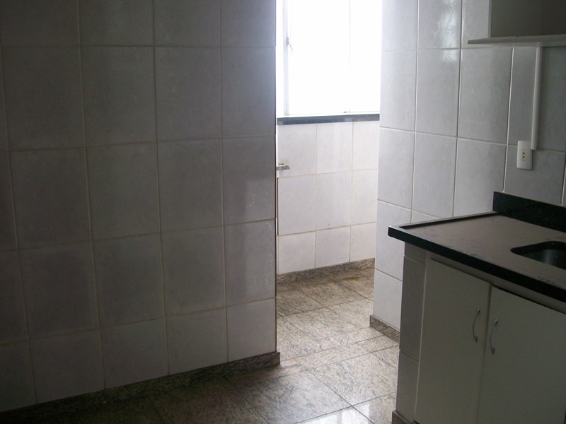 Apartamento à venda com 3 quartos, 80m² - Foto 7