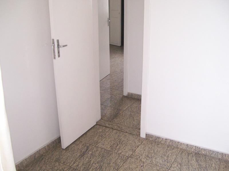 Apartamento à venda com 3 quartos, 80m² - Foto 10