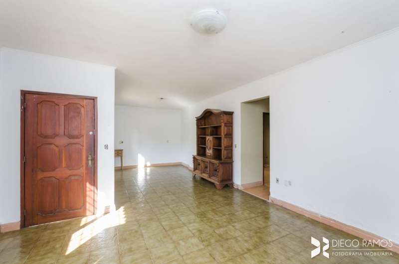 Casa à venda com 4 quartos, 186m² - Foto 2