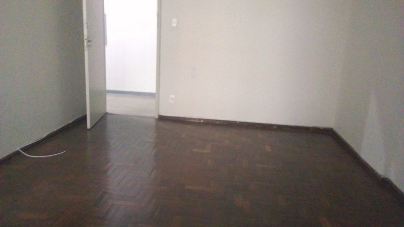 Apartamento à venda com 1 quarto, 55m² - Foto 3