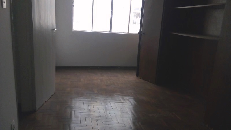 Apartamento à venda com 1 quarto, 55m² - Foto 5