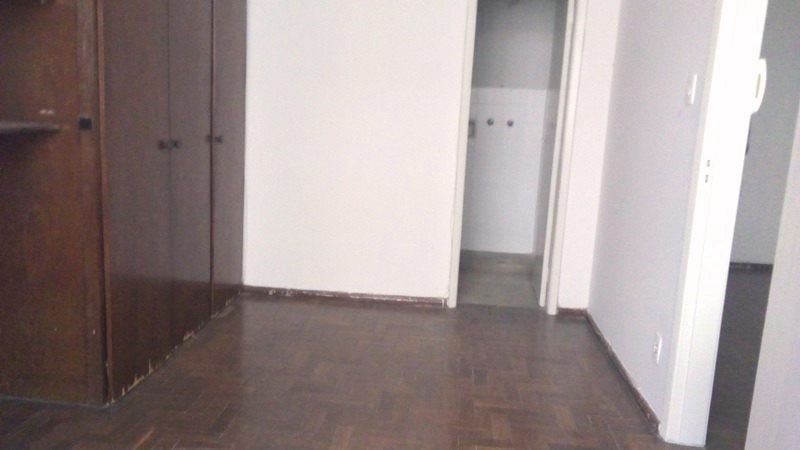 Apartamento à venda com 1 quarto, 55m² - Foto 6