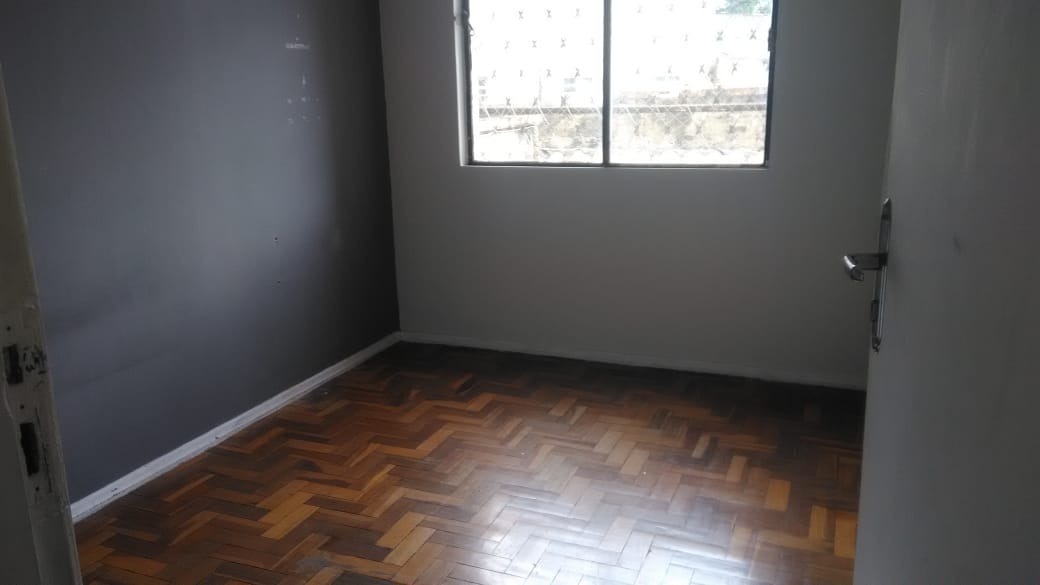 Apartamento à venda com 2 quartos, 65m² - Foto 3