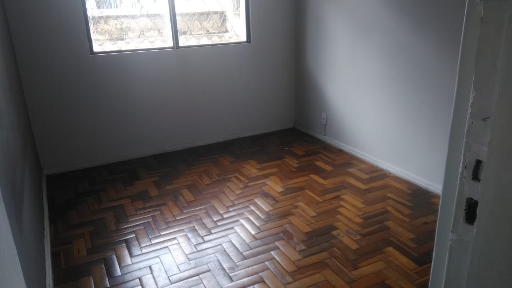 Apartamento à venda com 2 quartos, 65m² - Foto 2