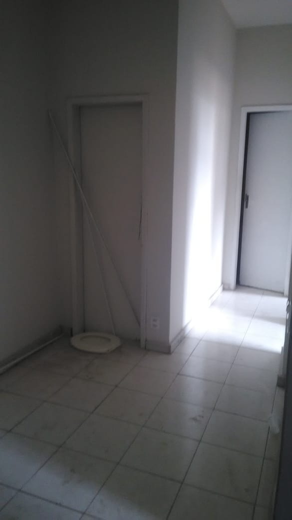 Apartamento à venda com 2 quartos, 65m² - Foto 13