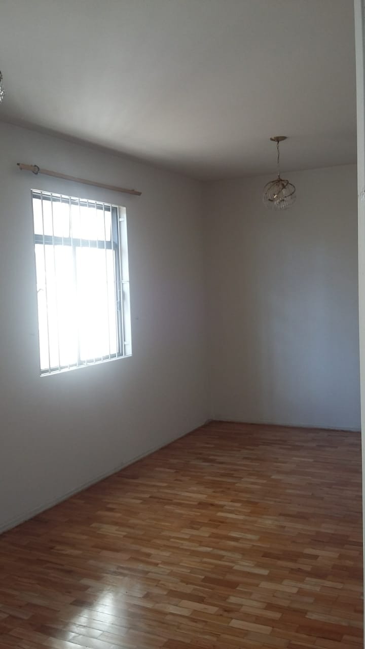 Apartamento à venda com 3 quartos, 90m² - Foto 4