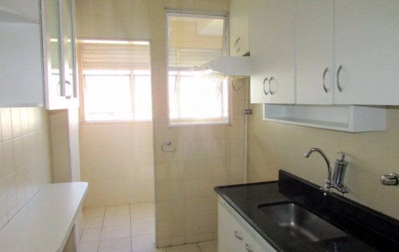 Apartamento à venda com 3 quartos, 95m² - Foto 18