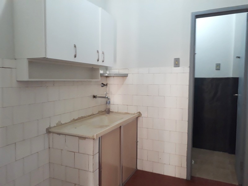 Apartamento à venda com 2 quartos, 55m² - Foto 13