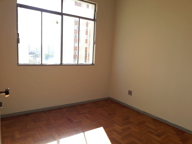 Apartamento à venda com 2 quartos, 55m² - Foto 1