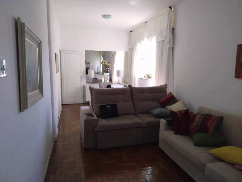 Apartamento à venda com 3 quartos, 130m² - Foto 1