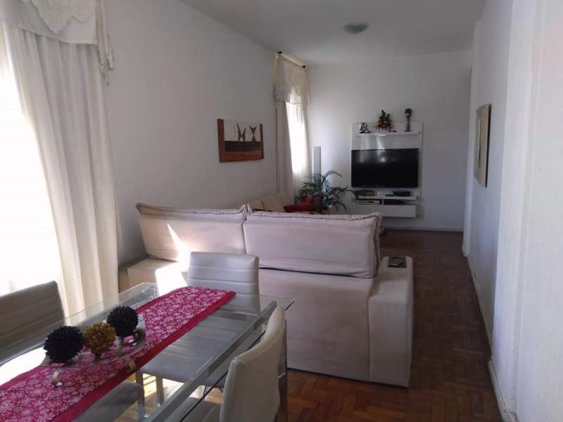 Apartamento à venda com 3 quartos, 130m² - Foto 2