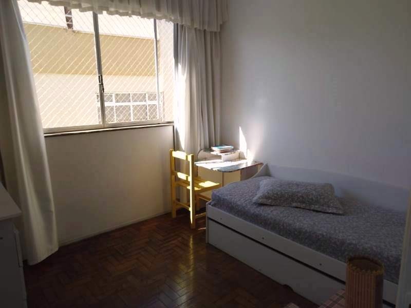 Apartamento à venda com 3 quartos, 130m² - Foto 18