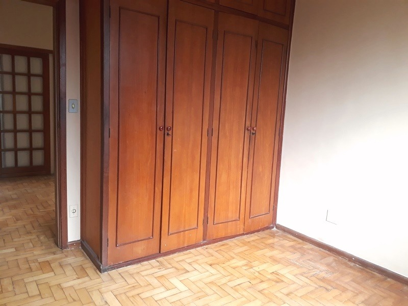 Casa à venda com 3 quartos, 360m² - Foto 5