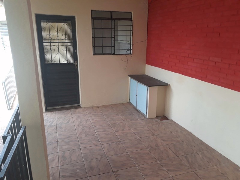 Casa à venda com 3 quartos, 360m² - Foto 21