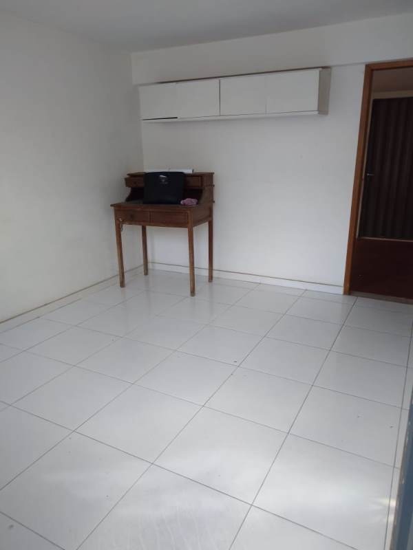 Apartamento à venda com 2 quartos, 70m² - Foto 8