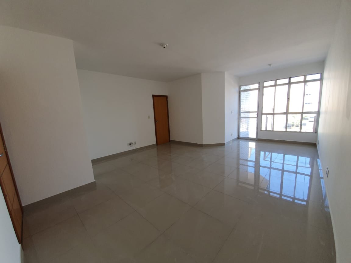 Apartamento à venda com 3 quartos, 93m² - Foto 1