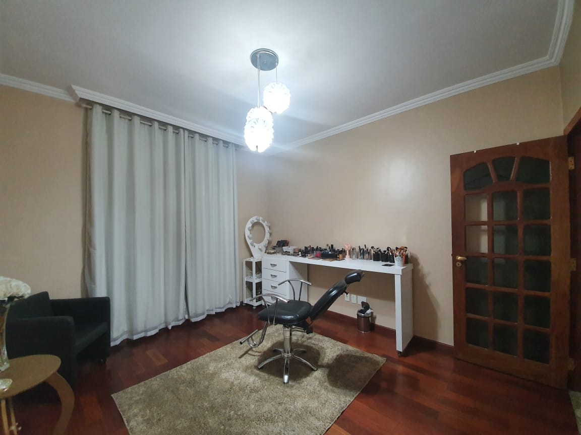 Casa à venda com 4 quartos, 294m² - Foto 10