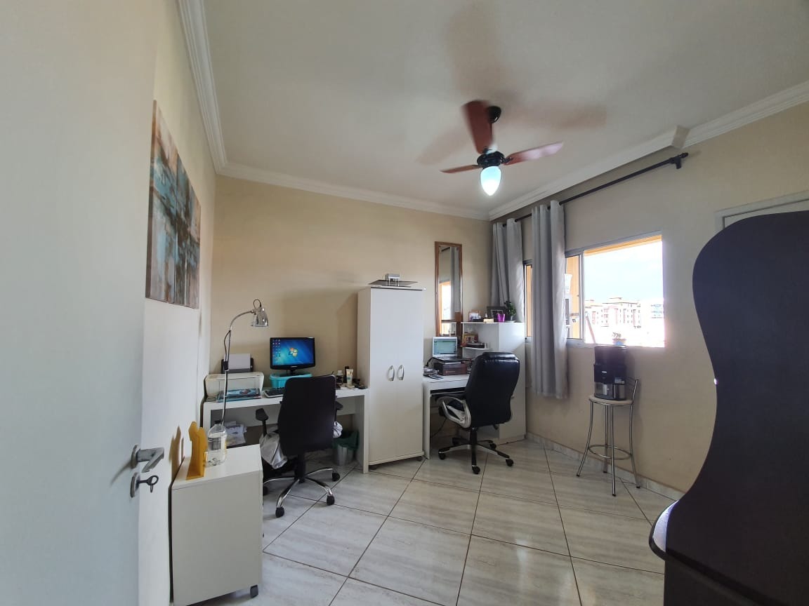 Casa à venda com 3 quartos, 120m² - Foto 16