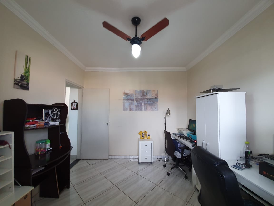 Casa à venda com 3 quartos, 120m² - Foto 17