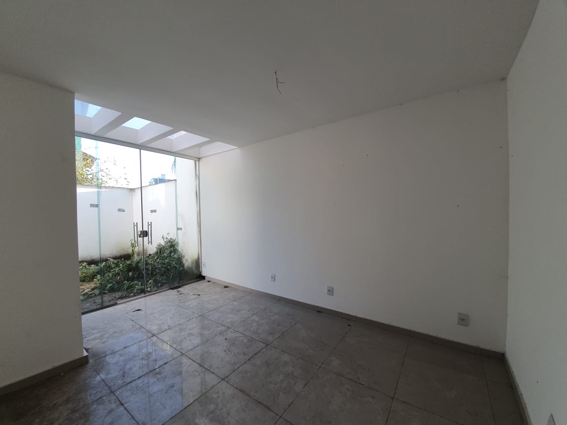 Casa à venda com 3 quartos, 125m² - Foto 4