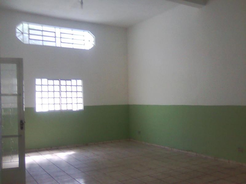 Casa à venda com 5 quartos, 130m² - Foto 2