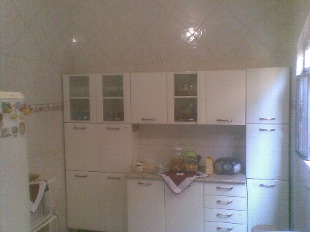 Casa à venda com 4 quartos, 180m² - Foto 2