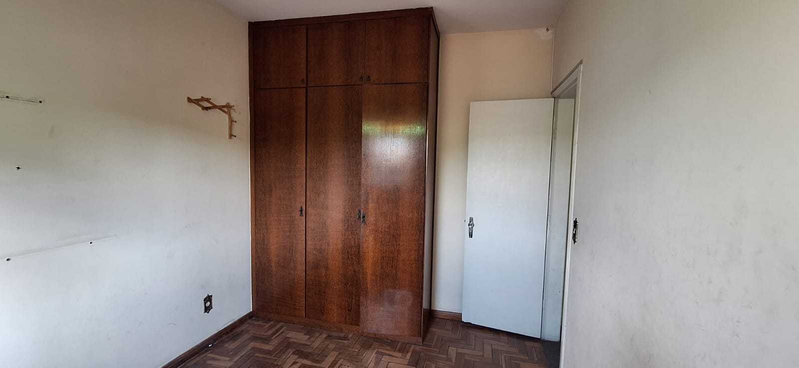 Casa à venda com 3 quartos, 200m² - Foto 8