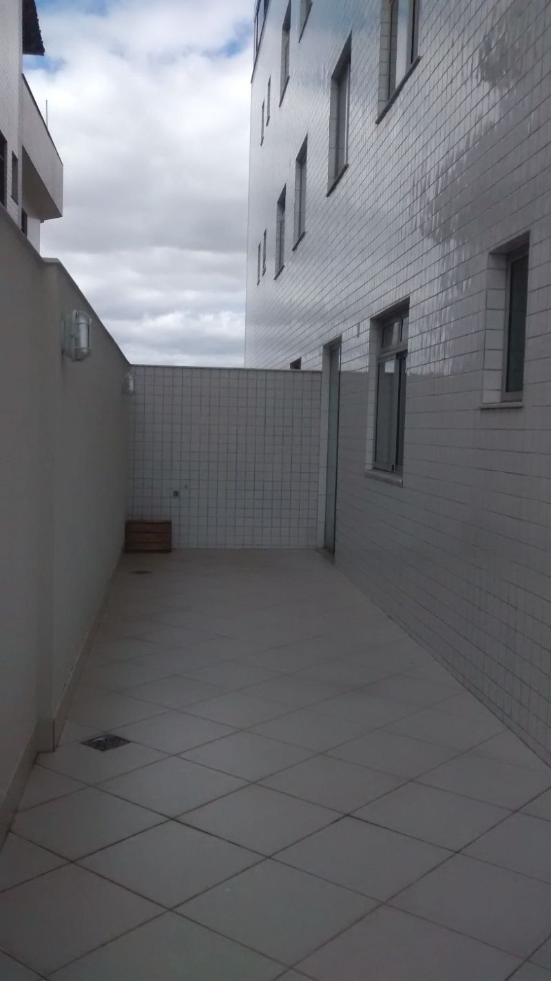 Apartamento à venda com 3 quartos, 118m² - Foto 11