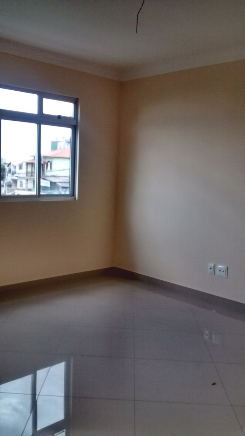 Apartamento à venda com 3 quartos, 118m² - Foto 2