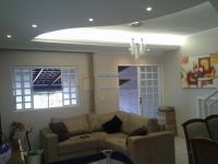 Casa à venda com 4 quartos, 150m² - Foto 1