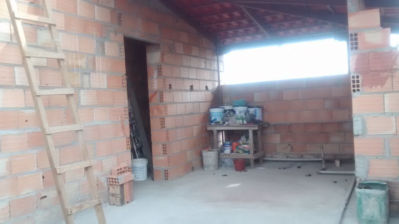 Casa à venda com 3 quartos, 75m² - Foto 14