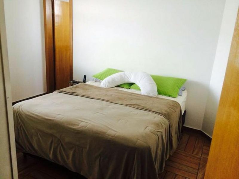 Apartamento à venda com 2 quartos, 80m² - Foto 4