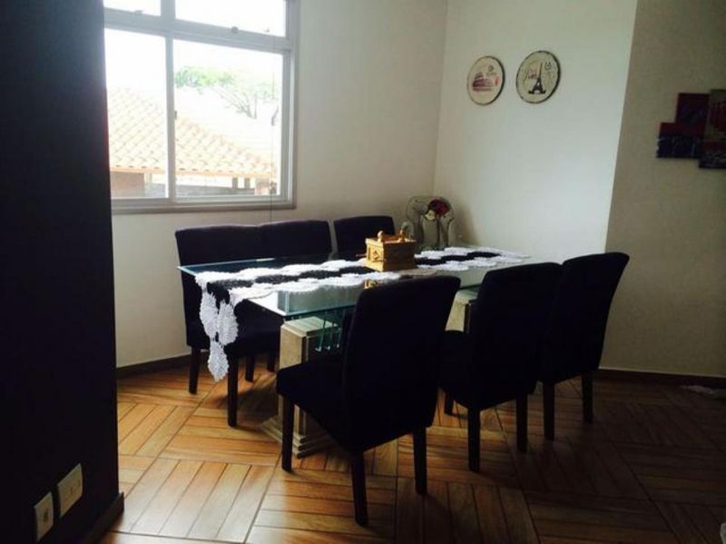 Apartamento à venda com 2 quartos, 80m² - Foto 1