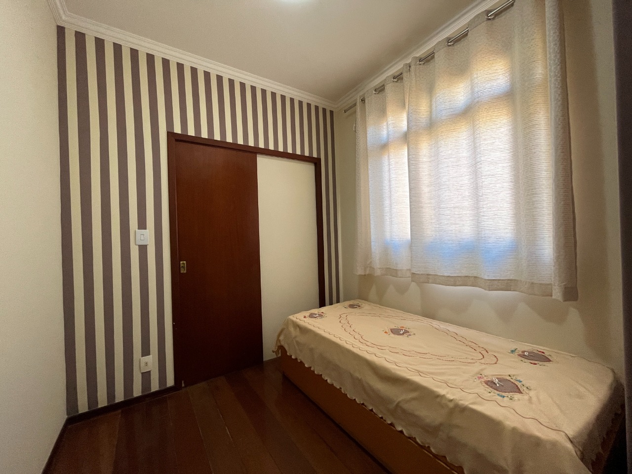 Apartamento à venda com 4 quartos, 143m² - Foto 11