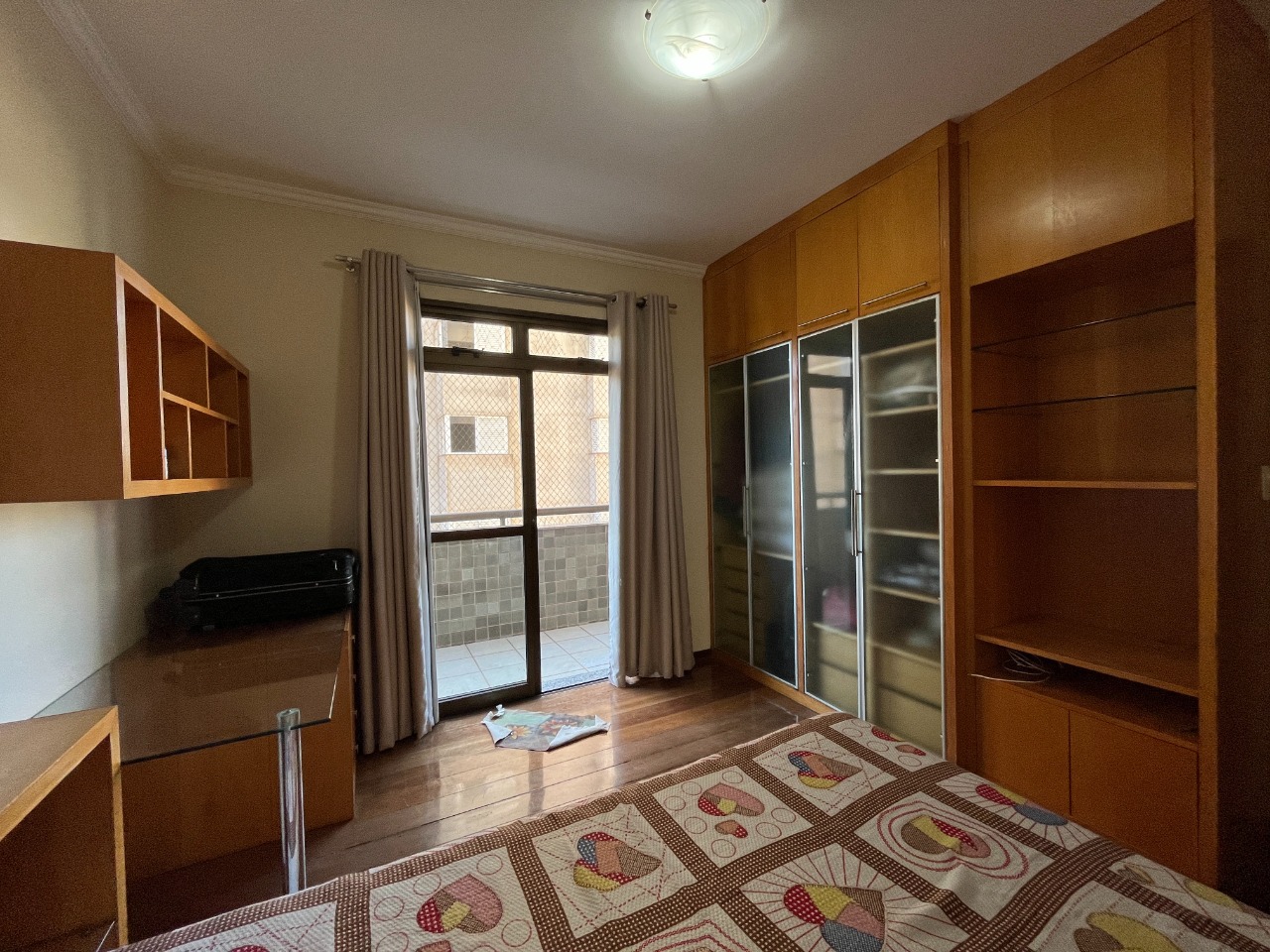 Apartamento à venda com 4 quartos, 143m² - Foto 8