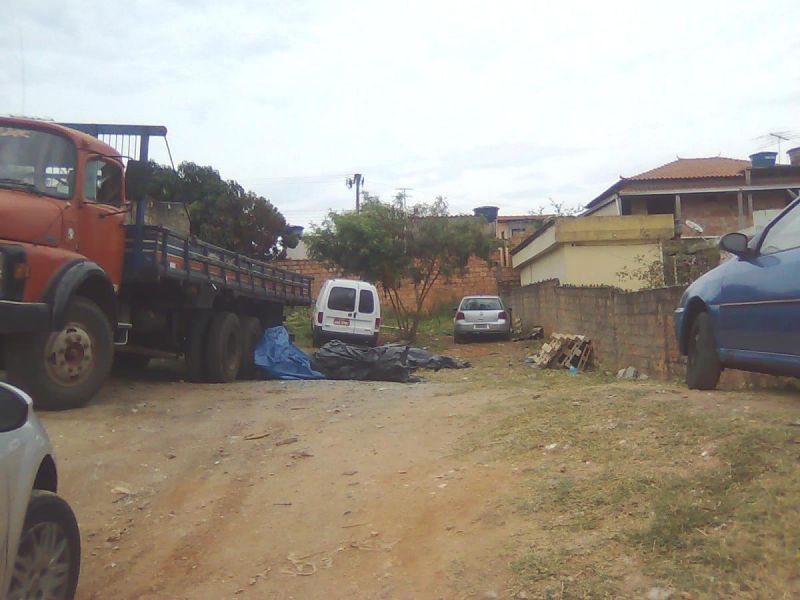 Terreno à venda, 360m² - Foto 1