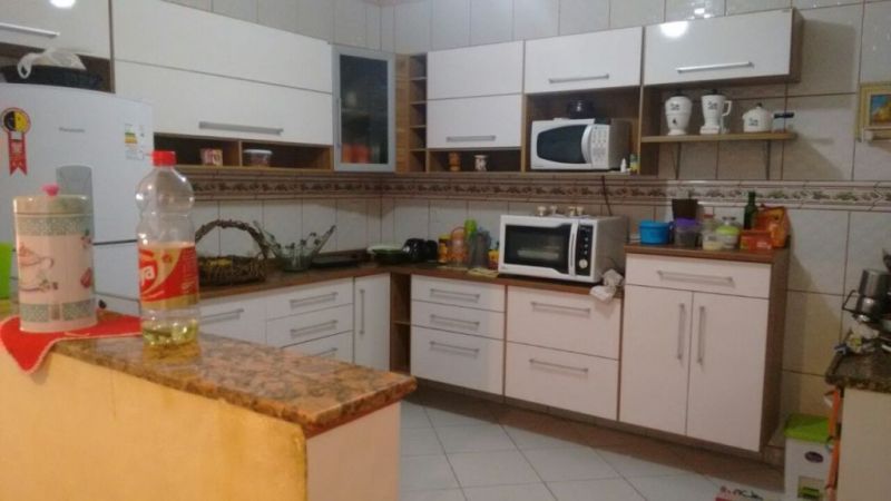 Casa à venda com 3 quartos, 220m² - Foto 11