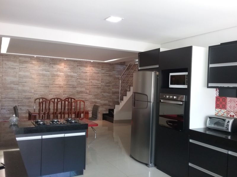 Casa à venda com 3 quartos, 160m² - Foto 5