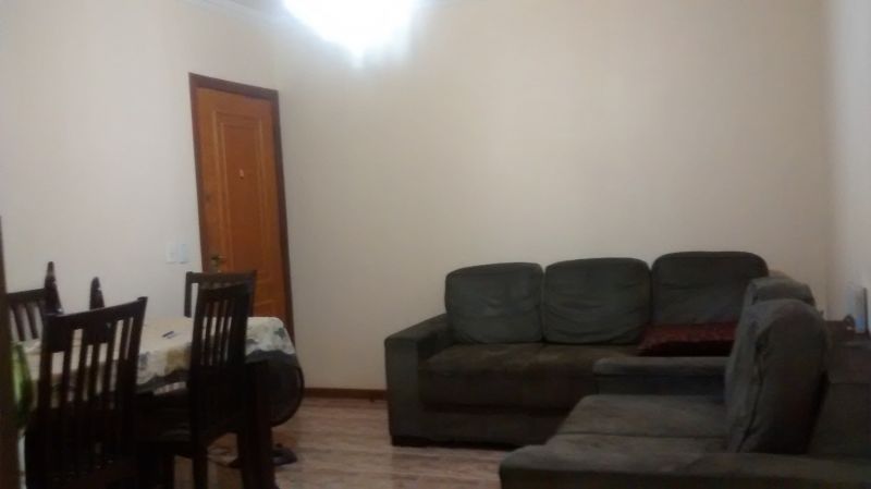 Apartamento à venda com 3 quartos, 75m² - Foto 2