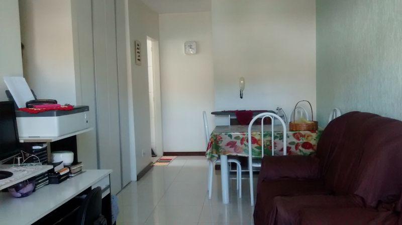 Apartamento à venda com 2 quartos, 50m² - Foto 2