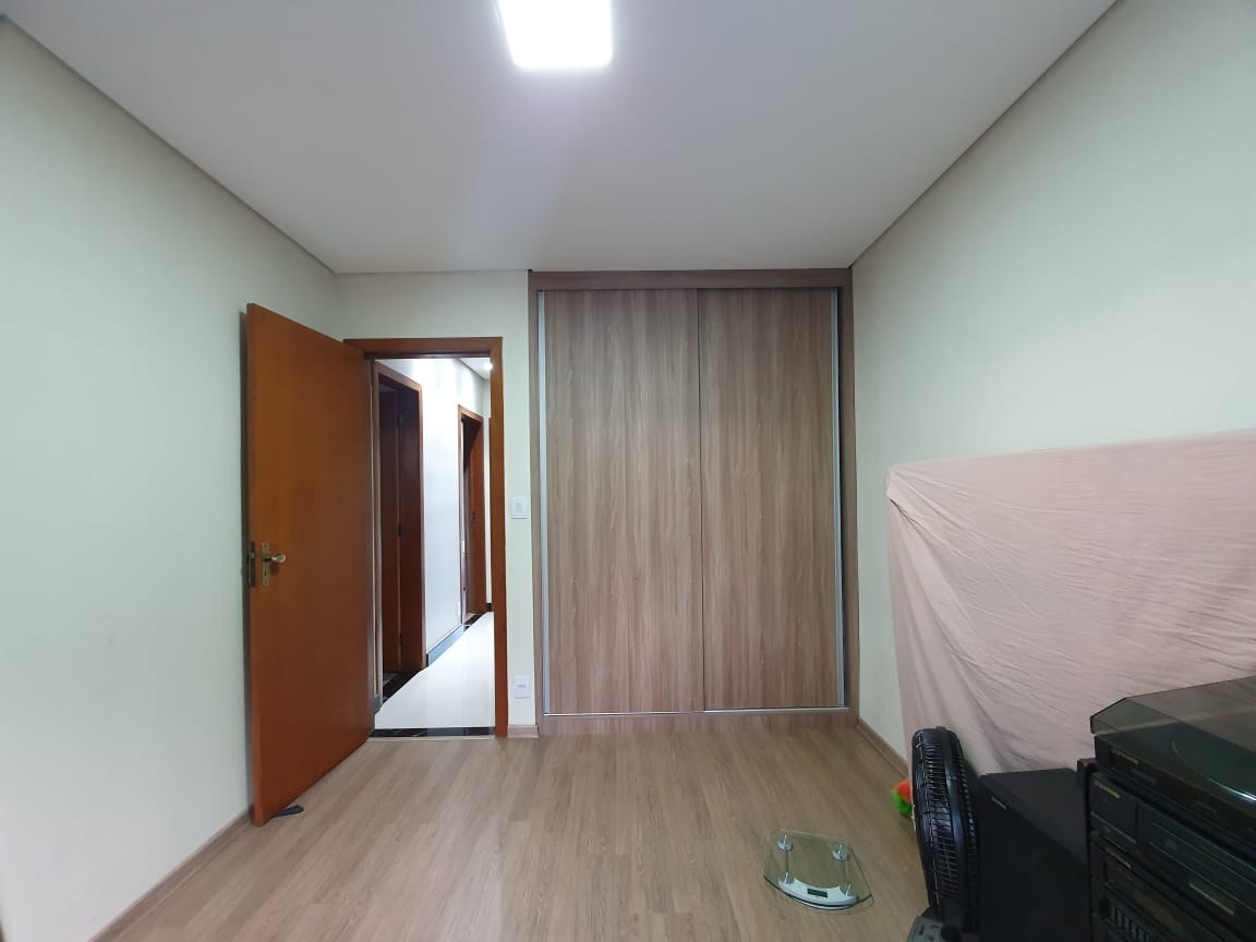 Casa à venda com 3 quartos, 125m² - Foto 6