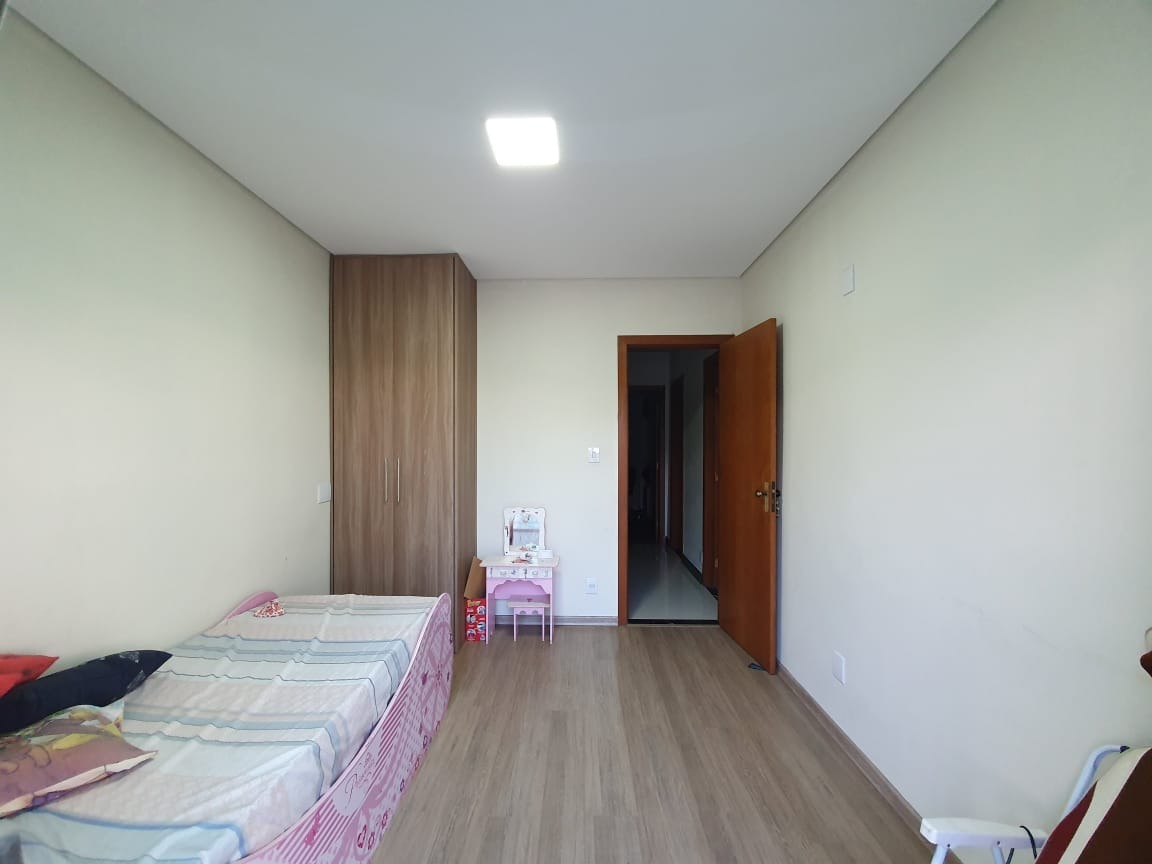 Casa à venda com 3 quartos, 125m² - Foto 16