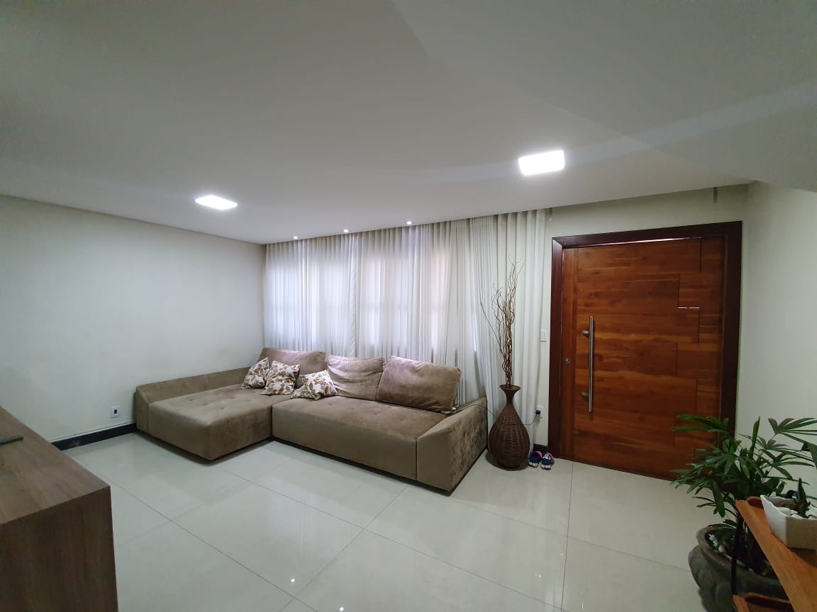 Casa à venda com 3 quartos, 125m² - Foto 4